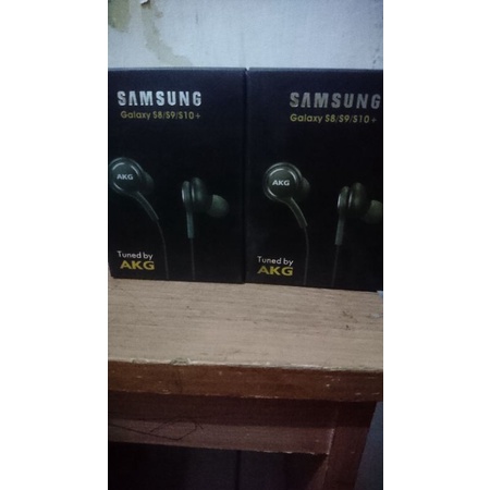 Samsung Galaxy S8/S9/S10+ Earphones Tuned AKG