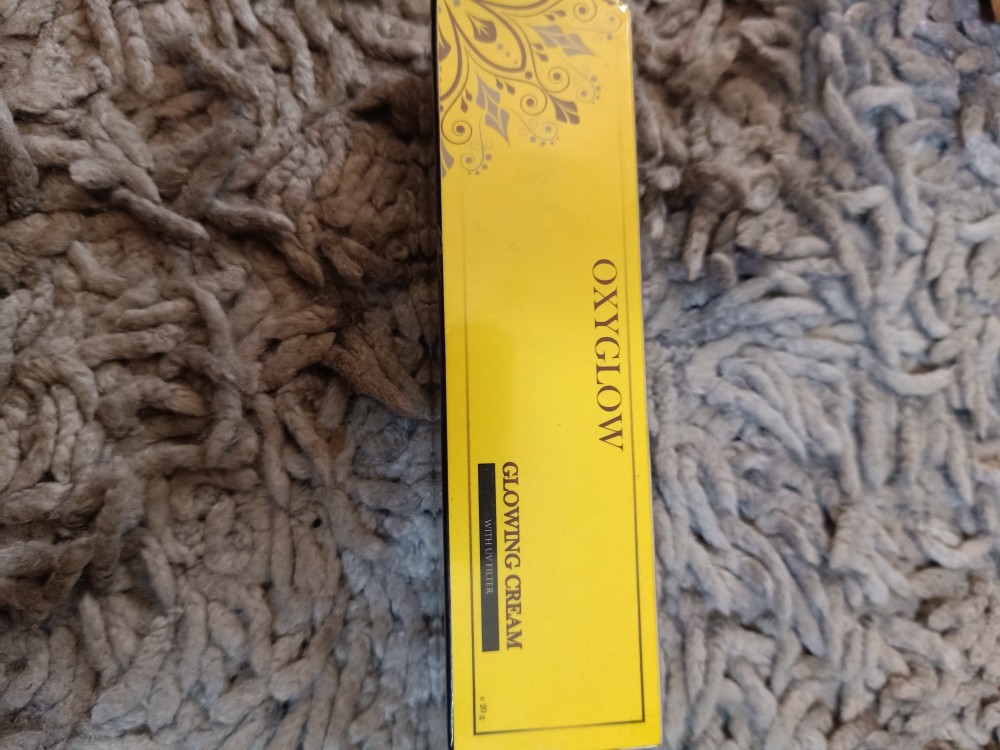 Oxyglow Salep Pelicin Wajah