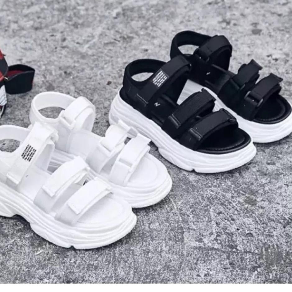 Tren Terbaru Sandal Gunung Anak Perempuan / Sandal Gunung Korea Style Kekinian