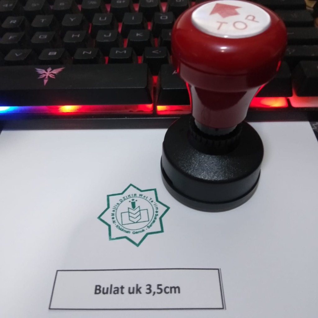 

Stempel Cap/Stempel flash Bentuk Bulat 1 hari jadi