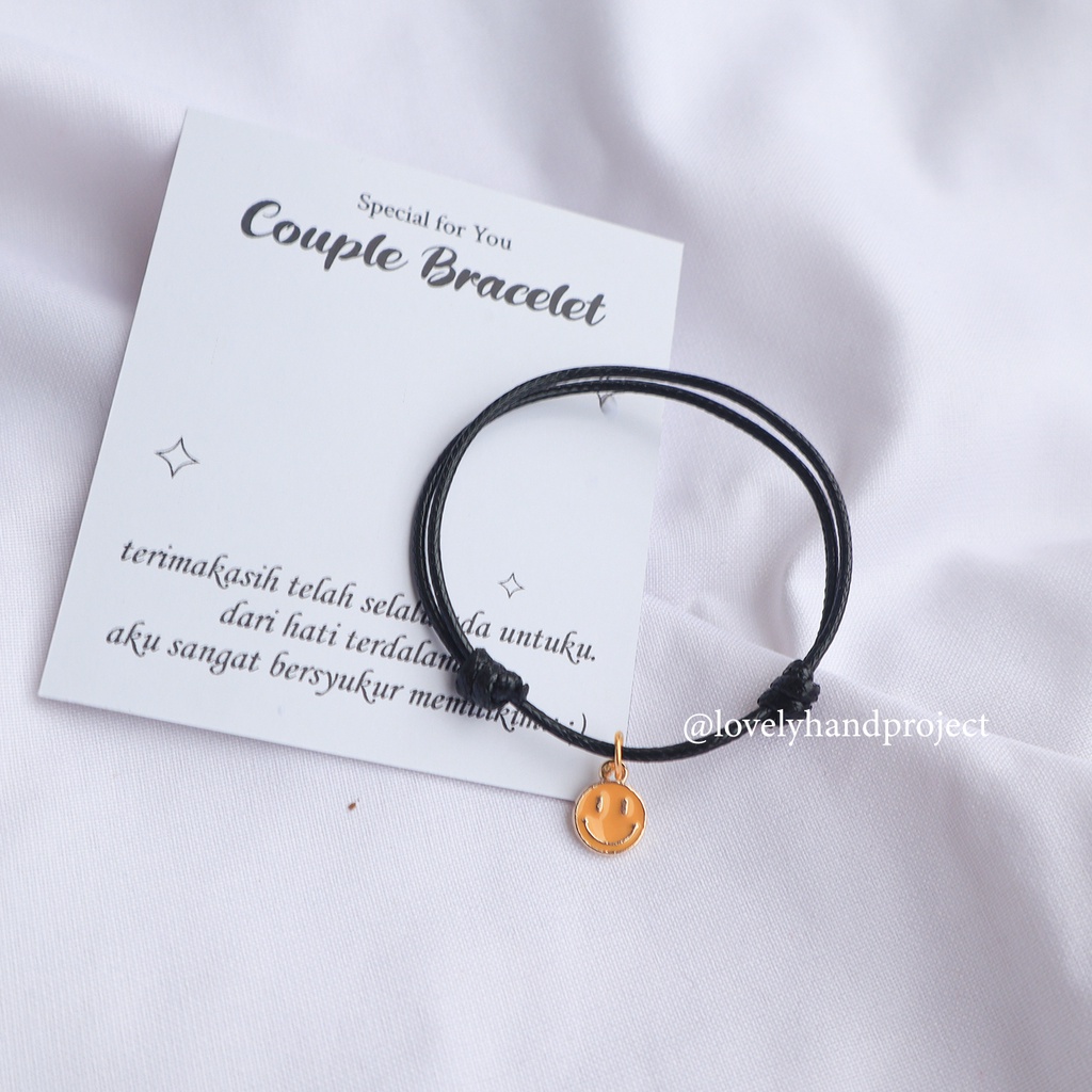 Gelang Couple Bestie Smile Emoji Kuning Charm Lucu Unik Gratis Kartu Ucapan Tali Korea 1,5 mm Waterproof Satin 2mm Lembut Chram Lucu Emoticon Senyum Korean Style Manik Cute Lovelyhandproject