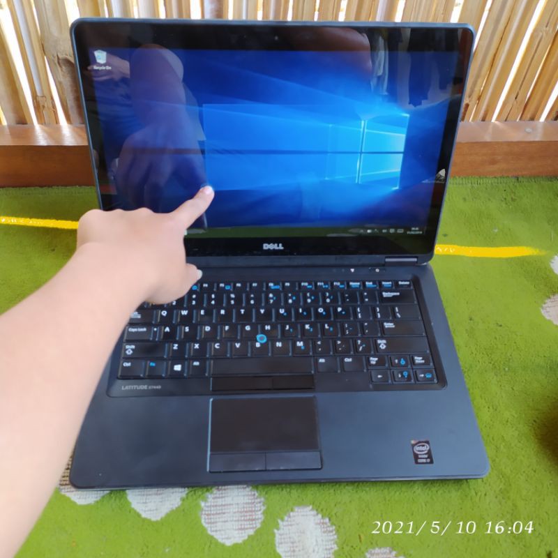 laptop dell slim touchscreen core i7 ram 8gb ssd256gb