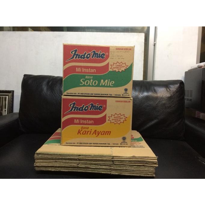 

KARDUS BEKAS INDOMIE .( 200 ). 34 cm x 20 cm x 24 cm.
