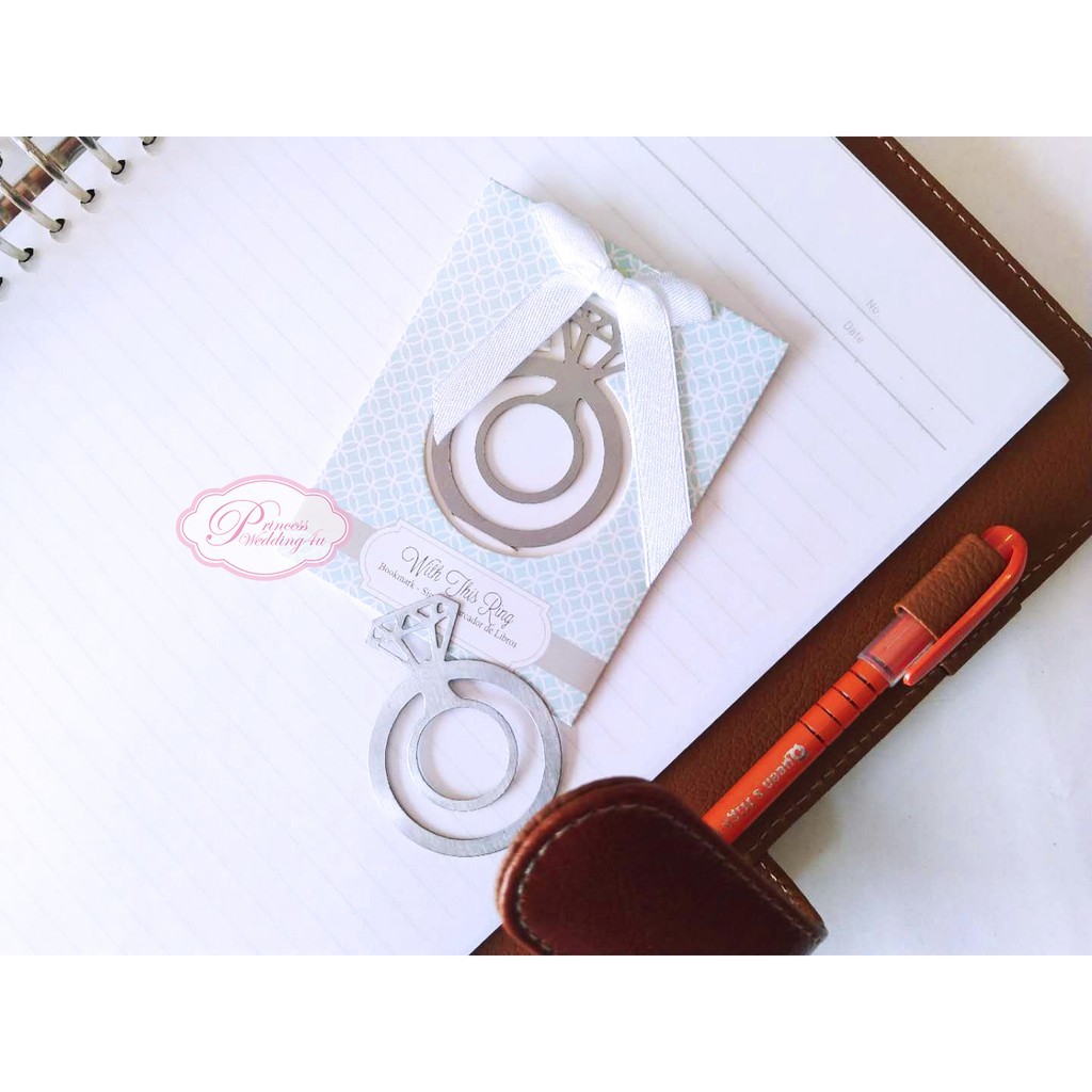 

Souvenir Pernikahan Bookmark Cincin Stainless | Pembatas Buku Ring Wedding Import
