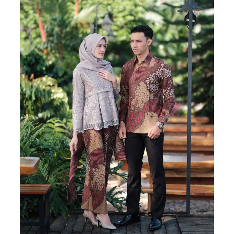KEBAYA BROKAT COUPLE / KEBAYA BRUKAT PASANGAN / BAJU TUNANGAN / BAJU KONDANGAN / WIDBATIK / MODREN