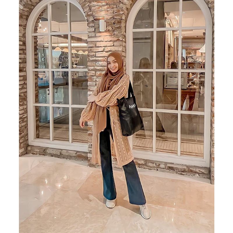 BUSANA WANITA MUSLIMAH LONG OUTER CARDIGAN LACE PUTIH LENGAN BALON