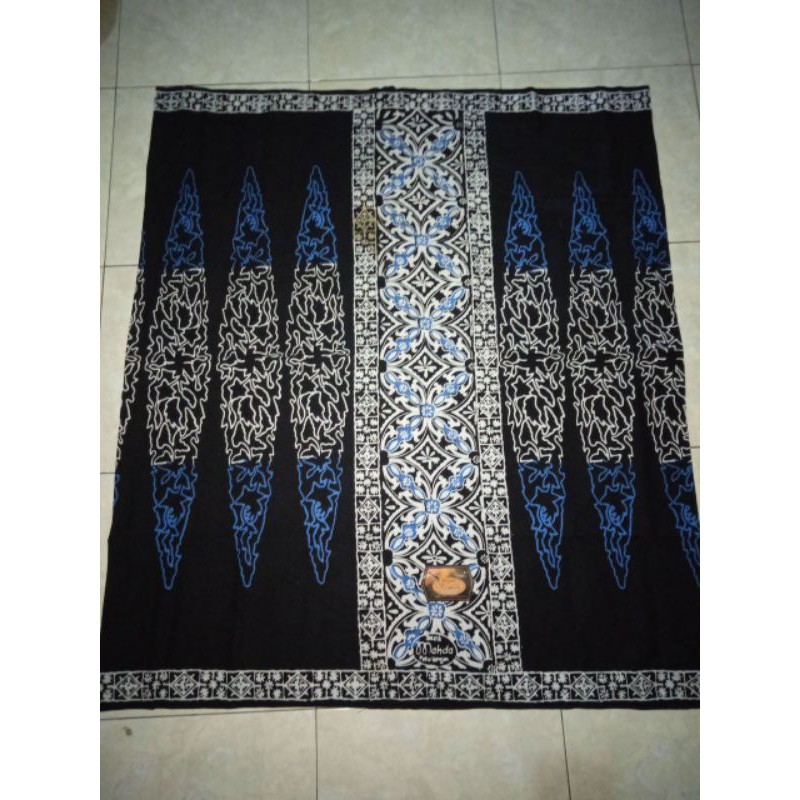 SARUNG BATIK PEKALONGAN SARUNG BATIK MAHDA