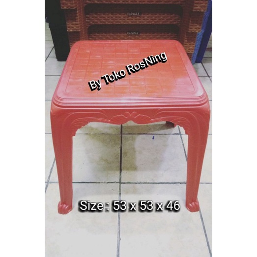 meja plastik napolly