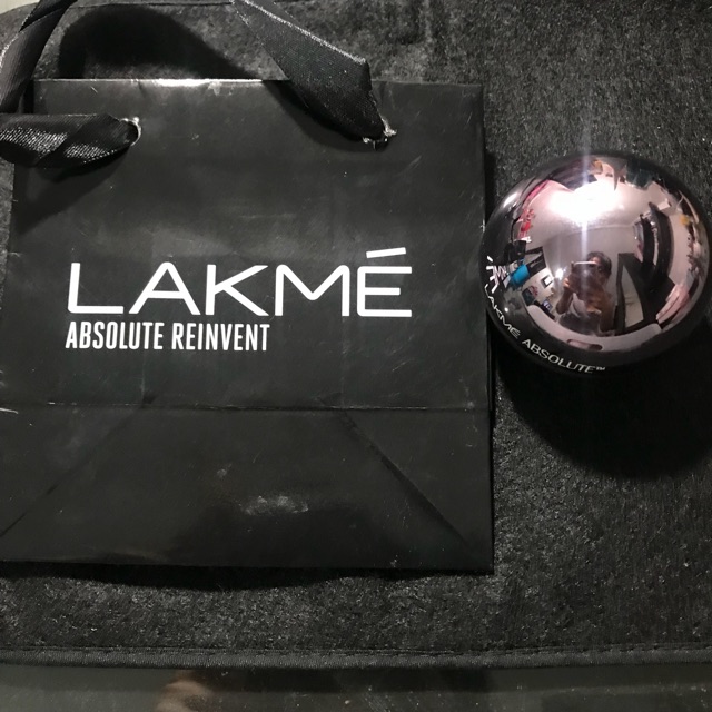 Lakme mousse foundation