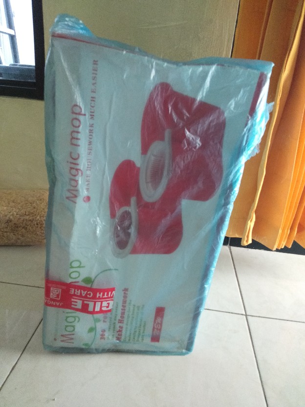 Alat Pel Lantai Magic Wonder Spin Mop Original Putar 360 Derajat Otomatis Tanpa Peras Pakai Roda