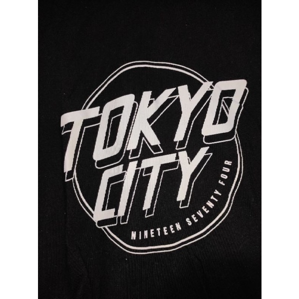 PRELOVED T-Shirt Tirajeans - Hitam