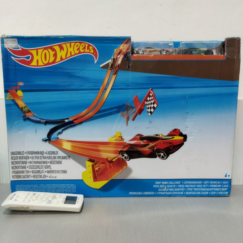 ori original hw hot wheels hotwheels drop down challenge track set playset mainan anak cowok laki pria hadiah kado ultah die cast diecast mobil mobilan toy toys boy Boys race car cars