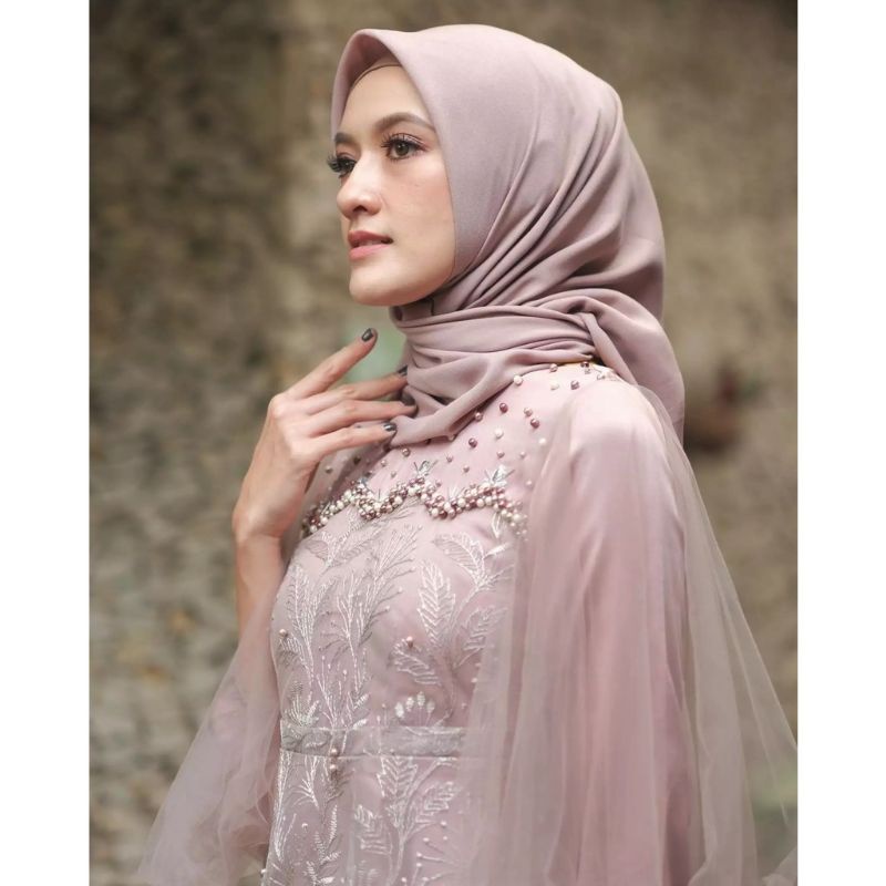 GAMIS TERBARU/LUNA DRES/DRES GAMIS BROKAT LUNA DRES