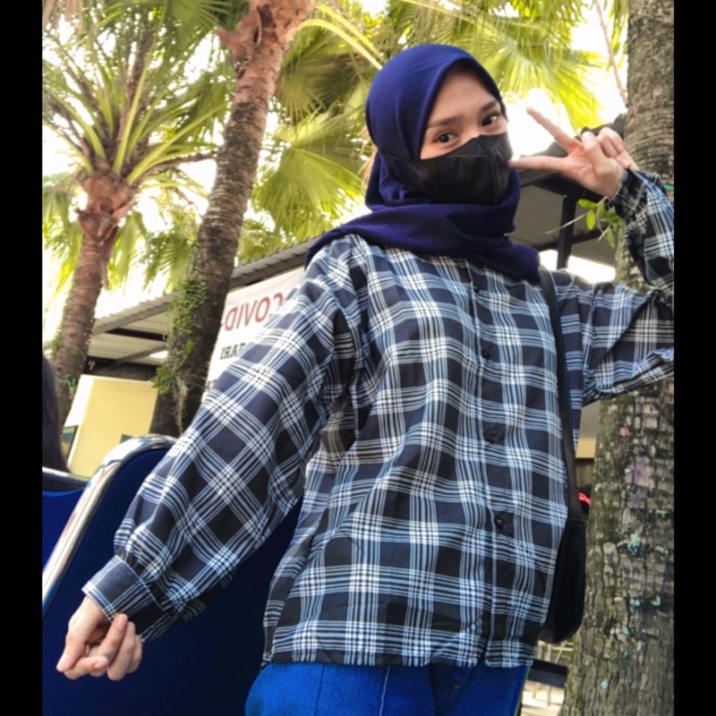 KHS GUILEN OVERSIZE SHIRT / KEMEJA WANITA KOTAK BAHAN KATUN-6