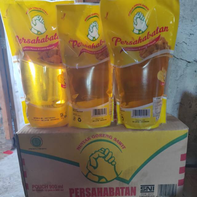 

PERSAHABATAN minyak goreng murah 900 ml