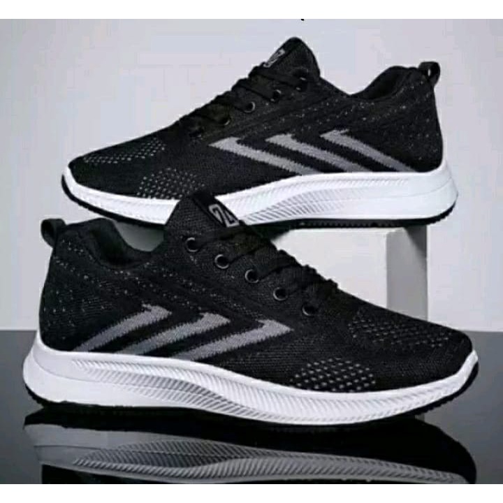 Sepatu Pria Sepatu Hitam Pria Sepatu Cowo Sepatu Sneakers Pria Sepatu Olahraga Pria Sepatu ( Garis_3 )