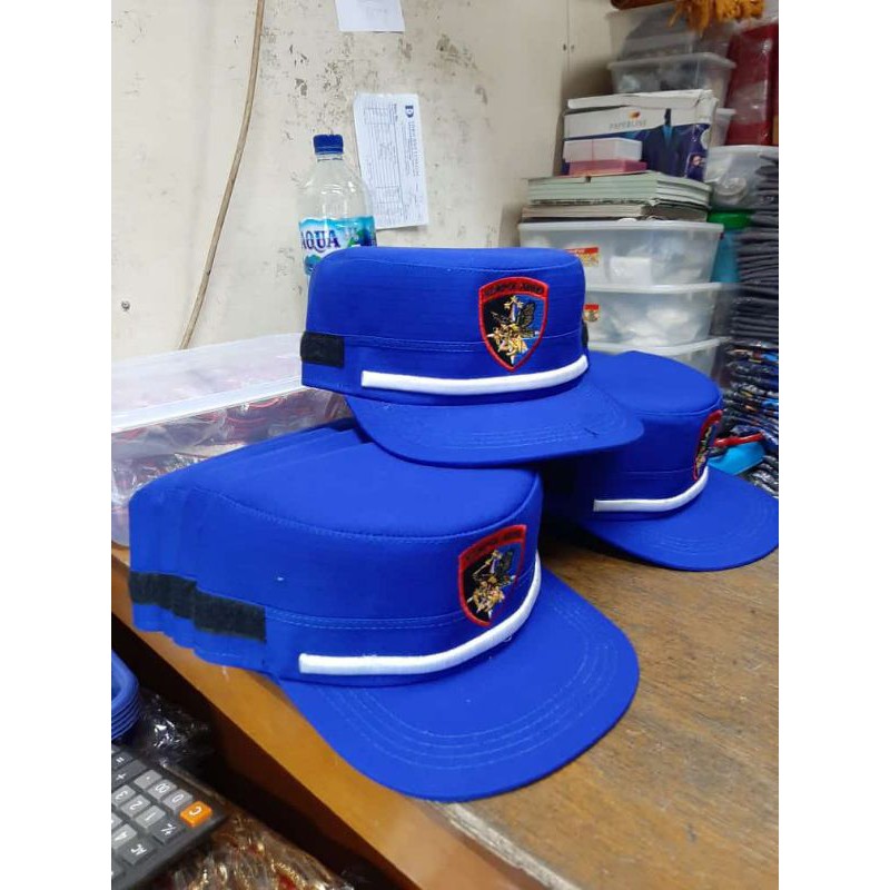 Topi komando polair biru bintara