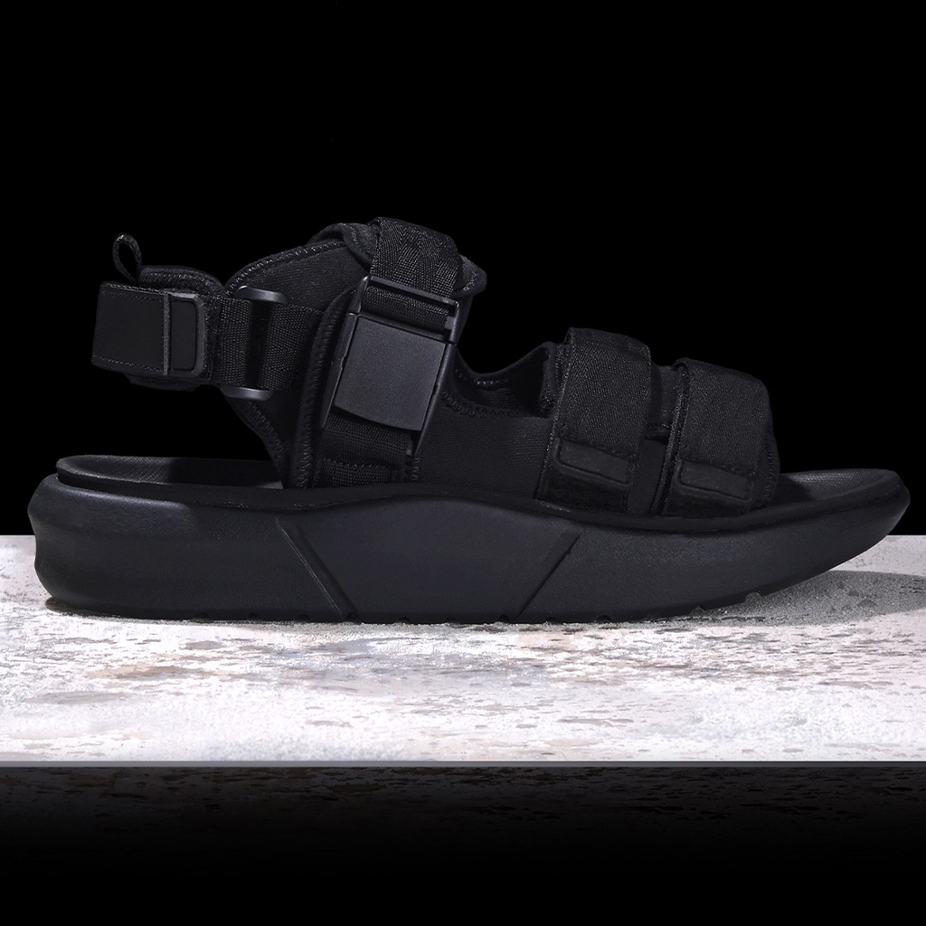 EXTROVERT FULL BLACK |ManNeedMe x Reyl| Sandal Gunung Pria Sendal Pria ORIGINAL