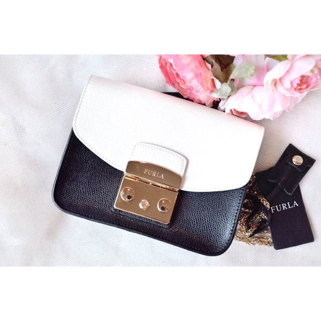 [NEW] [ORI] Furla Metropolis Mini Crossbody Bag // Black-White