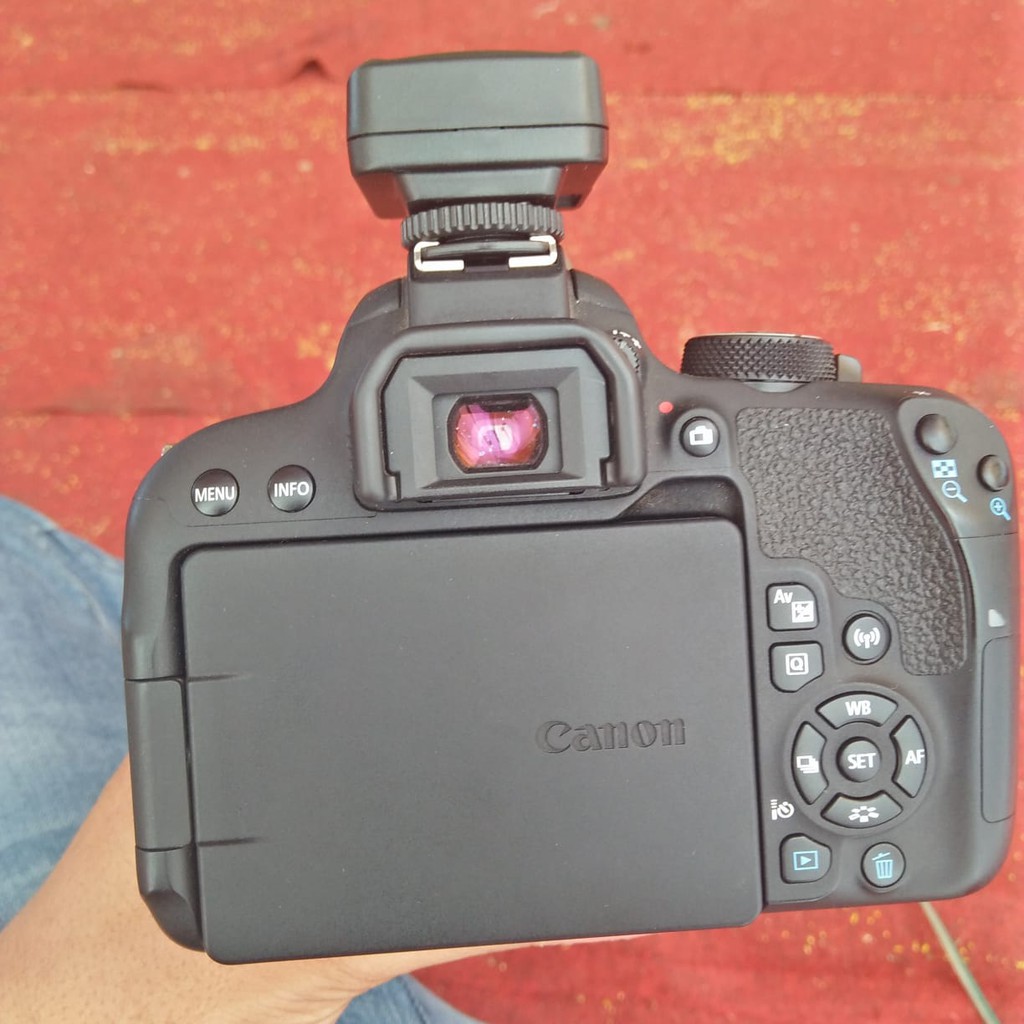 canon 800D
