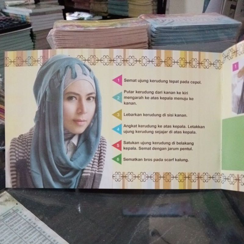 Buku Kerudung Pelangi (15×24cm)