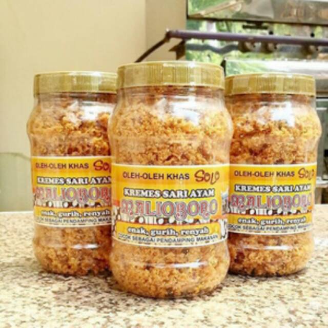 

Kremes sari ayam oleh2 khas Solo