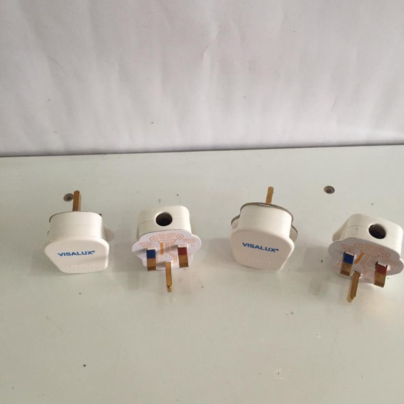 Steker AC Kaki 3 Visalux Dilengkapi Sekring