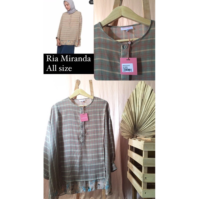 Giyanti Top Ria Miranda