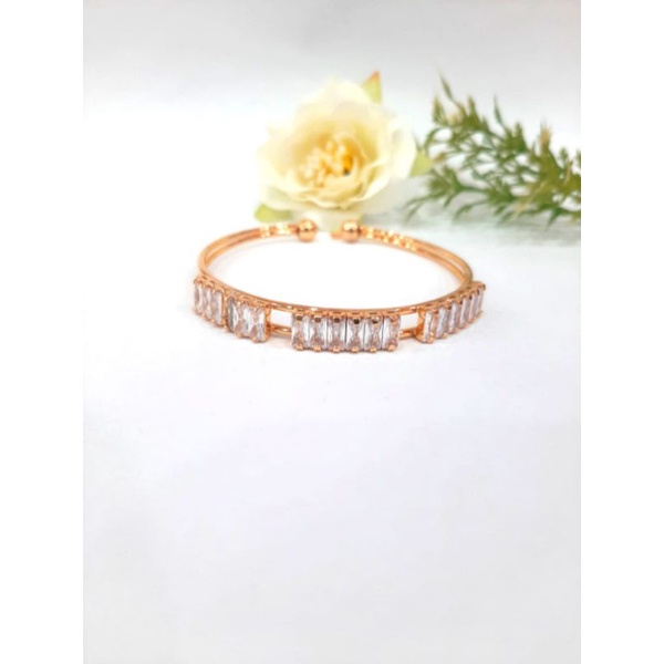 Gelang mode mata berlian