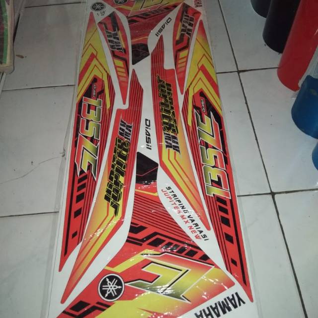 Lis variasi njmx lc135 merah kuning