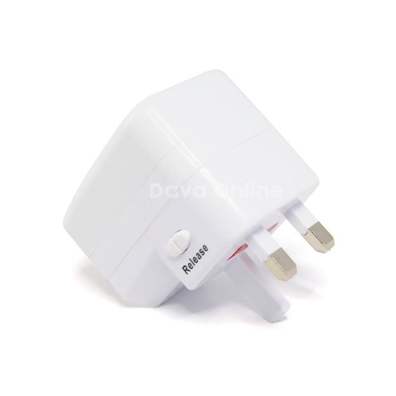 PROMO ADAPTOR CHARGER UNIVERSAL- USB PORT DAN FUSE SERI TERBARU-STEKER MULTIFUNGSI MURAH - TEKNO KITA