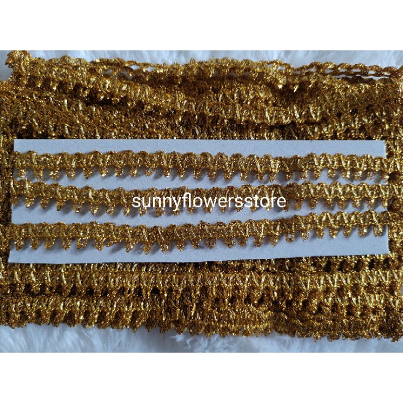 RENDA GOLD  MOTIF 472 LEBAR 1,5 CM ISI 17 YARD