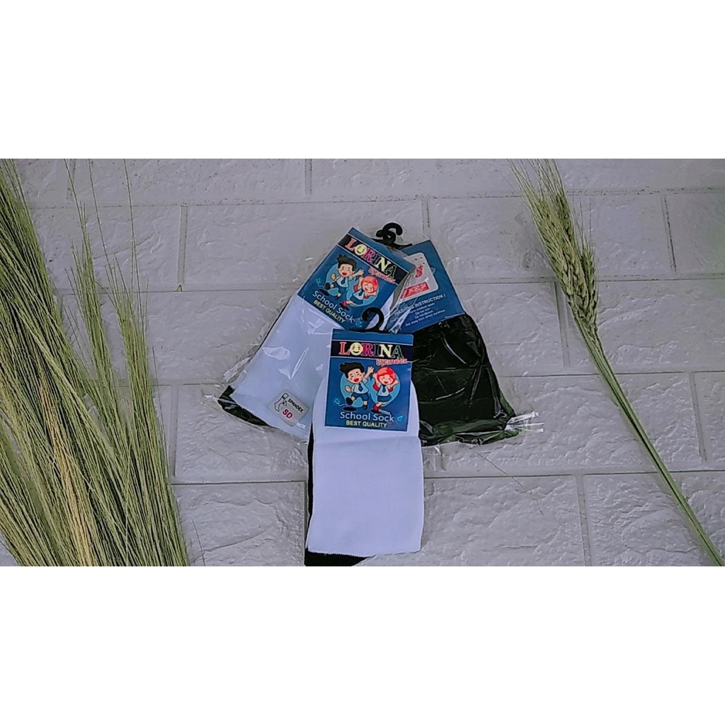 

kaos kaki anak SD
