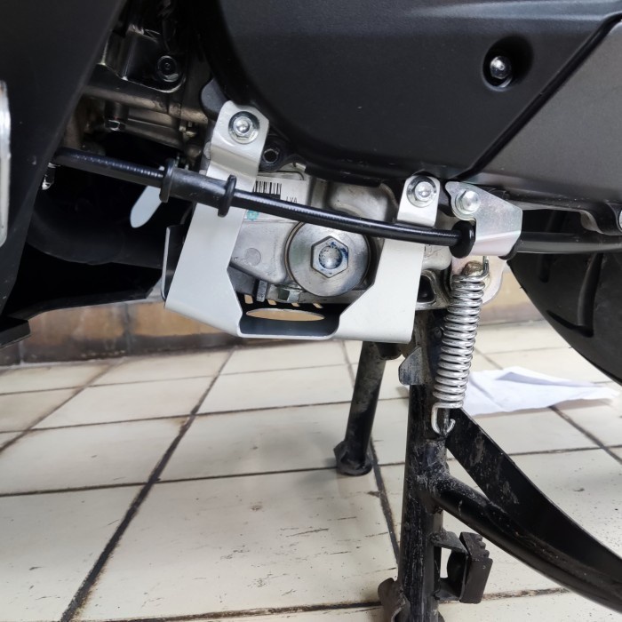 ENGINE COVER ADV COVER ENGINE GUARD ADV160 PELINDUNG MESIN HONDA ADV 160