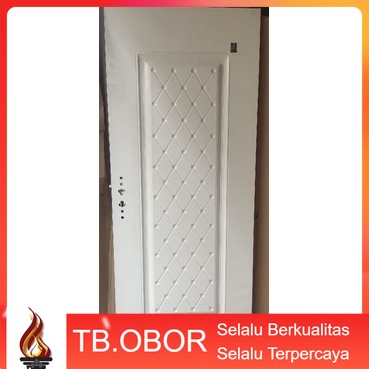 Pintu Kamar Tidur Utama JBS Urban Fortress Motif Catur Garis Dot Bintik Crackers Eropa Warna Putih M