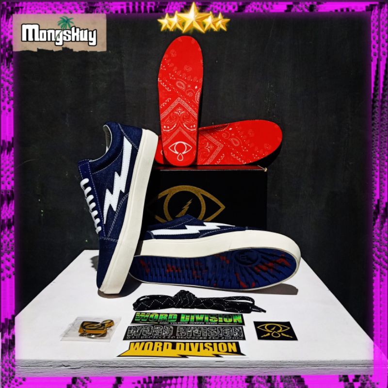 WORD DIVISION X TEARING EYE || ISSER JAMES size 43