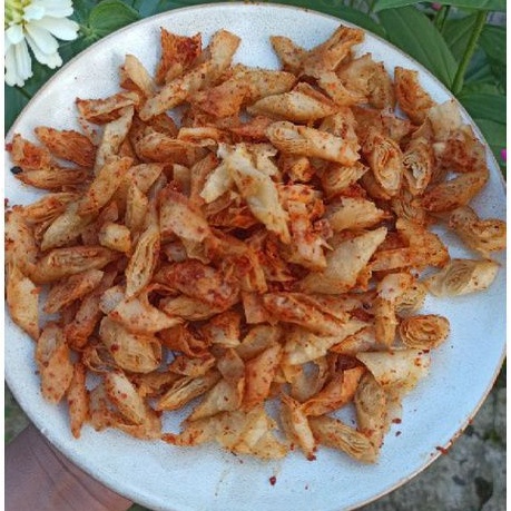 

Kulit Lumpia Pedasss 300 gr camilan snack kiloan