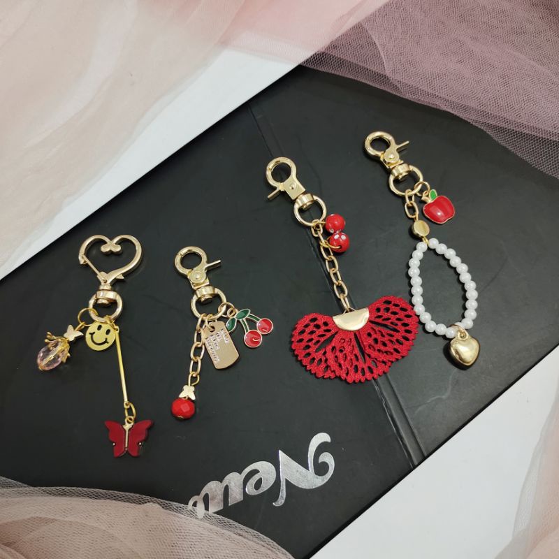 Bag Charm , Keychains Impor , Gantungan Tas / Gantungan Hp , Aksesoris Hp , Aksesoris Tas