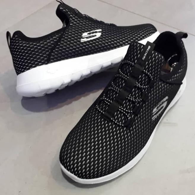 skechers mens gowalk max effort trainers