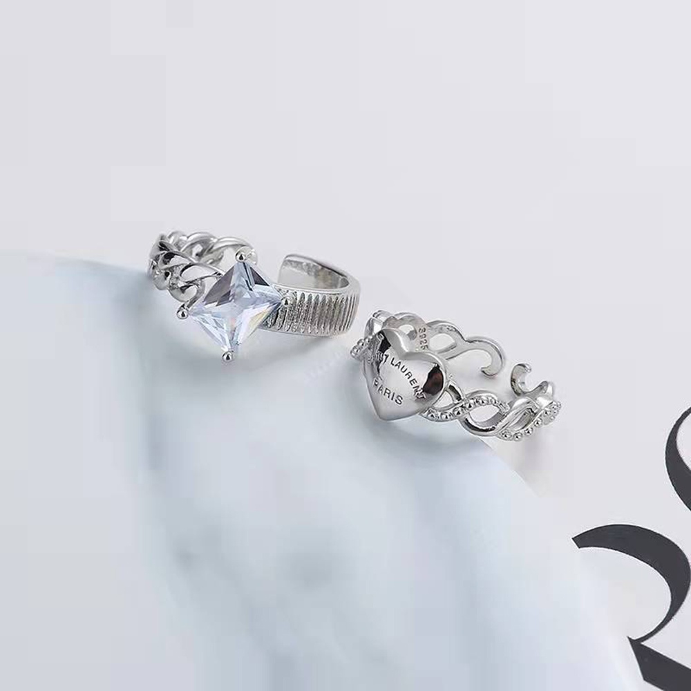 1pc Cincin Berlian Bentuk Hati Persegi Model Terbuka Warna Silver Gaya Korea Untuk Wanita