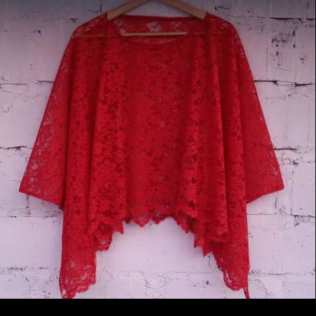 Bruklat cape, kebaya cape, tile kebaya cape, kebaya wisuda, kebaya kondangan