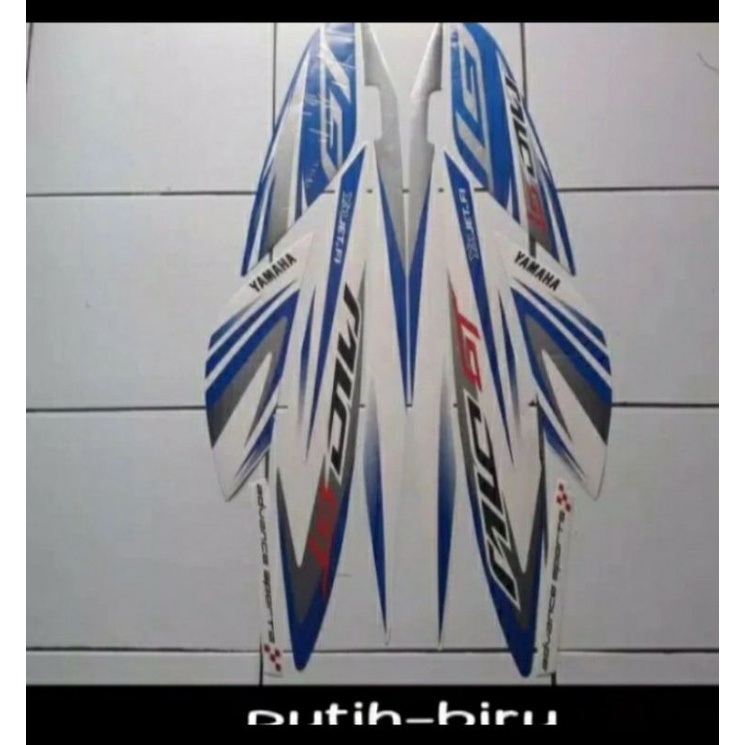 MIO GT TAHUN 2014 2015 WARNA PUTIH BIRU STANDAR STIKER STRIPING LIS BODY BODI