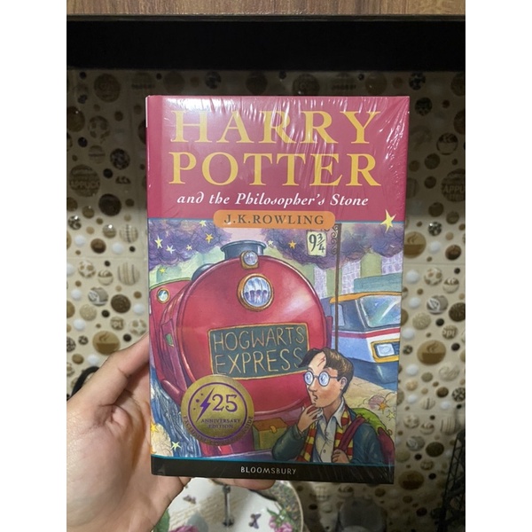 *SOLD*(New+Hardcover+English+Original) Harry Potter and the Philosopher’s Stone by jk rowling blooms
