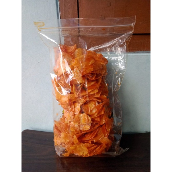 

Keripik Singkong Pedas Manis Daun Jeruk Rasa Pedasnya level 10