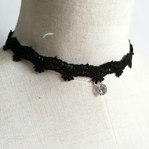 LRC Kalung Wanita Fashion Black Diamond Decorated Simple Design Hollow Out Pure Color Choker C70231