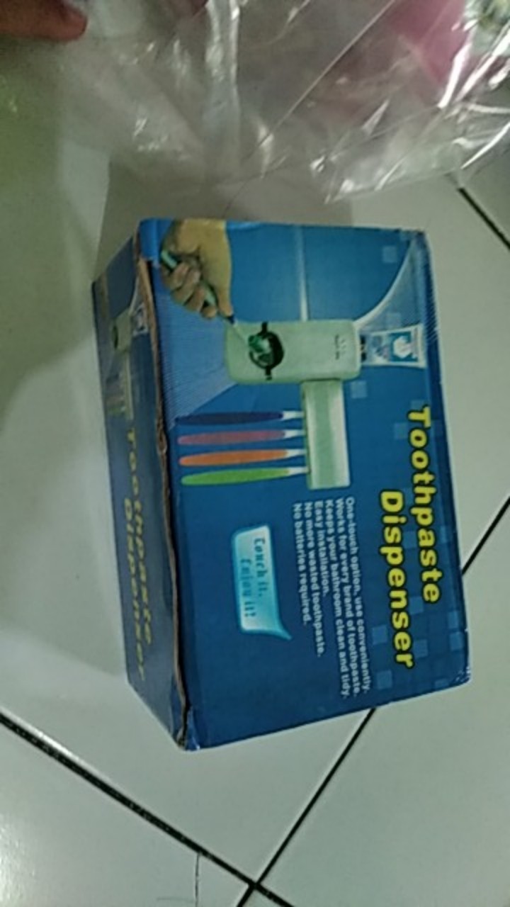 Dispenser Odol Dan Sikat Gigi