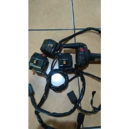 holder kanan kiri ninja r