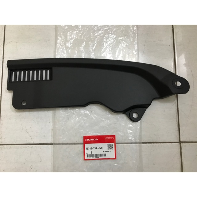 Genuine Radiator Cover Guard 2014-2018 Honda Jazz Fit 71105-T5A