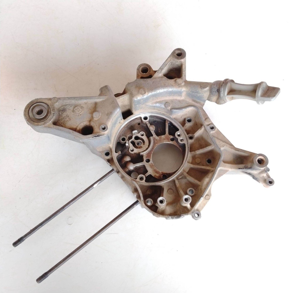 CRANKCASE KRENGKES KANAN MIO M3 MIO Z 125 ORIGINAL BEKAS KALTER BLOK TENGAH KRENGKES KANAN MIO M3