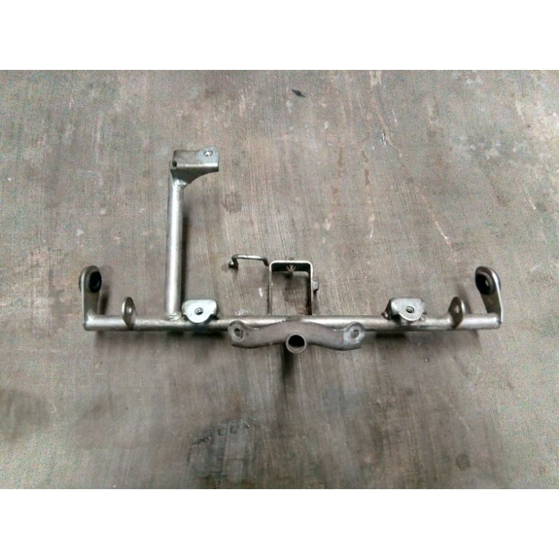 bracket panel depan supra x helm in